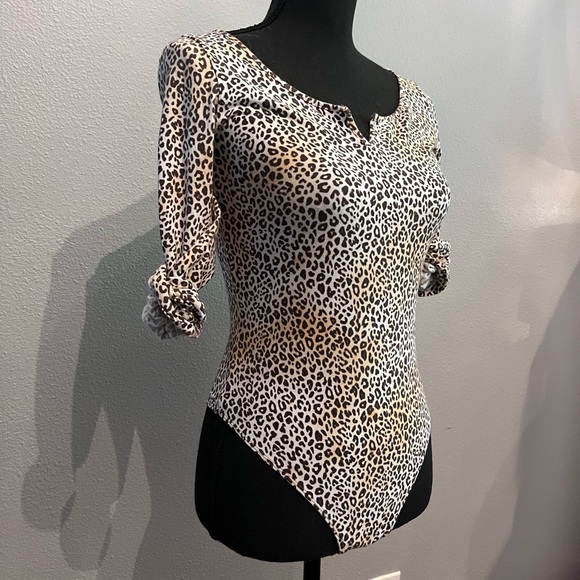 Victoria Secret PINK Leopard Print Bodysuit - Picture 4 of 14